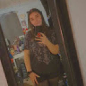 Meet your Posher, Adriana